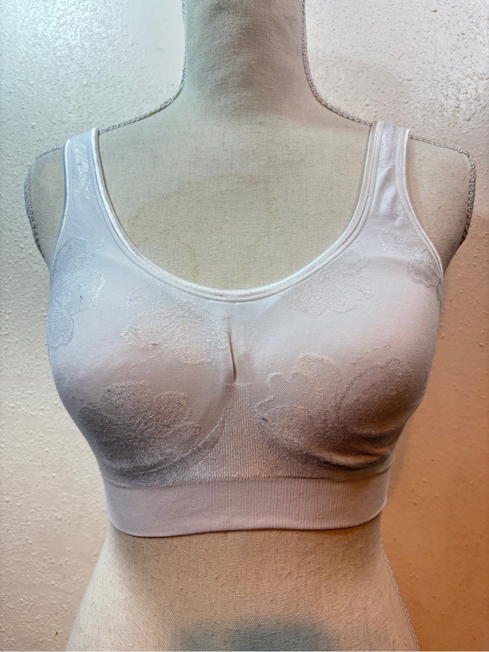 Bali Wireless Bra Floral-Textured Comfort Bralette